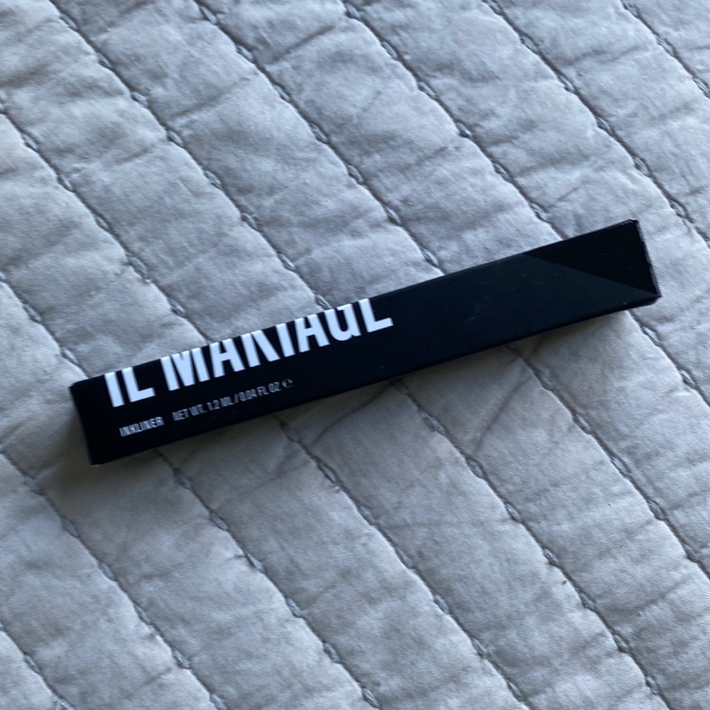 Il Makiage Eyeliner- Black. NIB